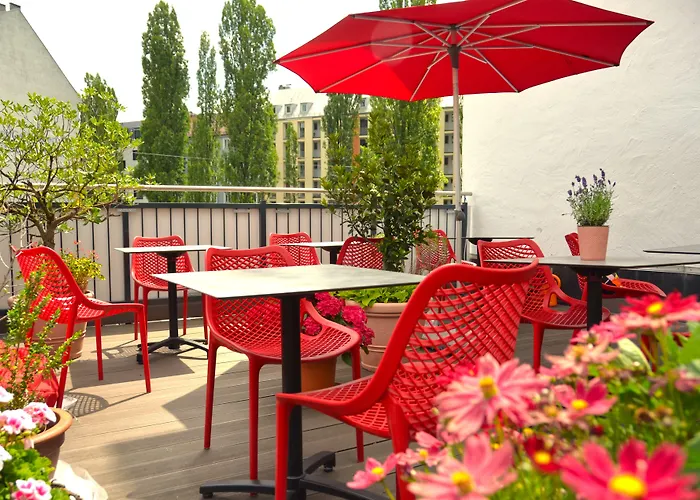 Lizz Monaco di Baviera